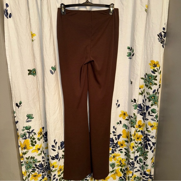Princess Polly Brown Flared Woman’s Pants - Picture 2 of 5